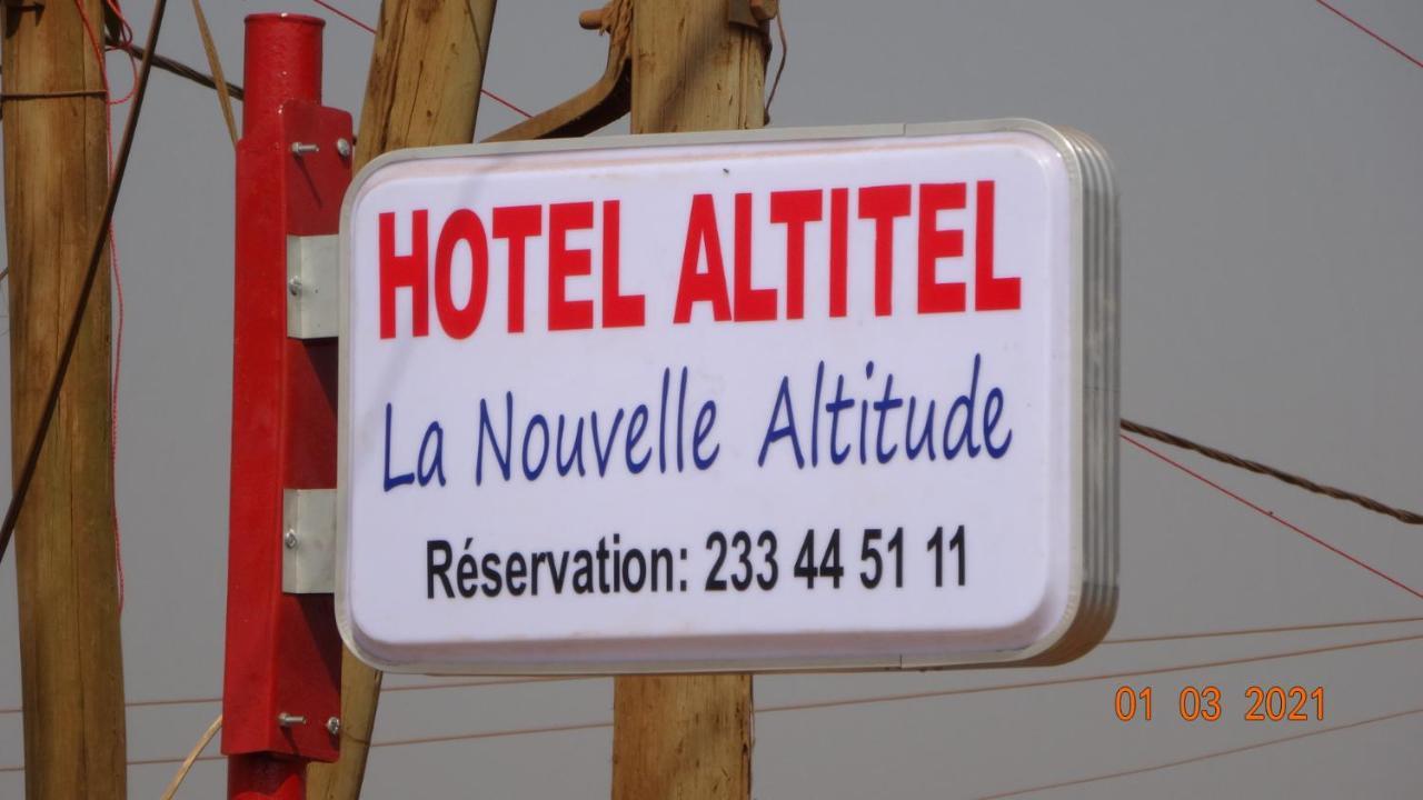 Hotel Altitel 바푸삼 외부 사진