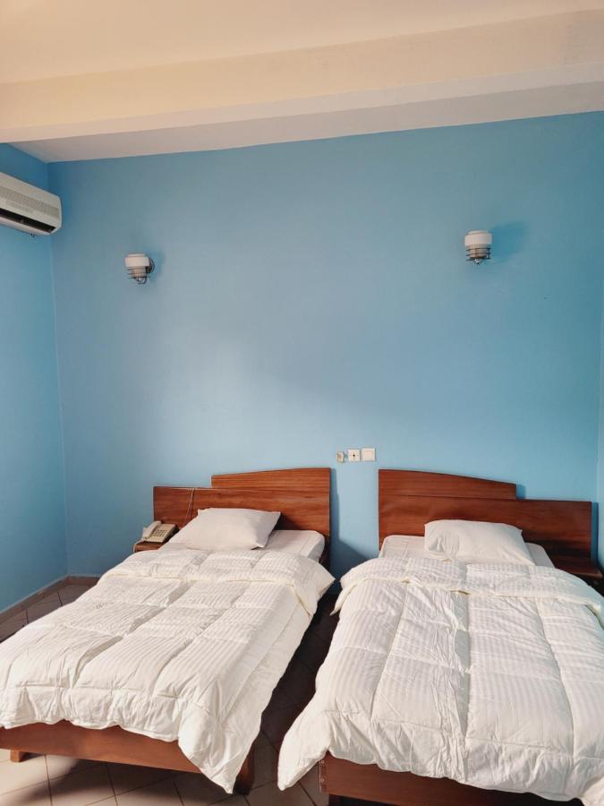 Hotel Altitel 바푸삼 외부 사진